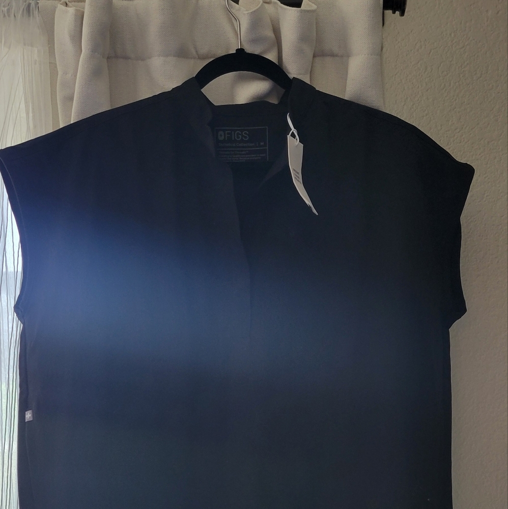 Figs black top
